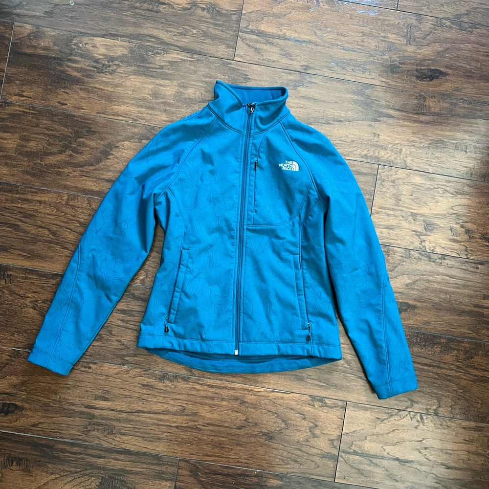The North Face TNF Softshell Women's Windwall Jacket Blue Floral
